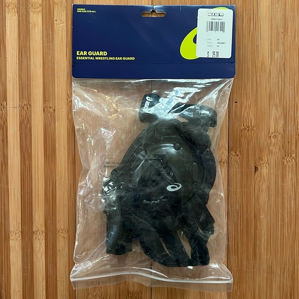 ASICS Wrestling Head Gear